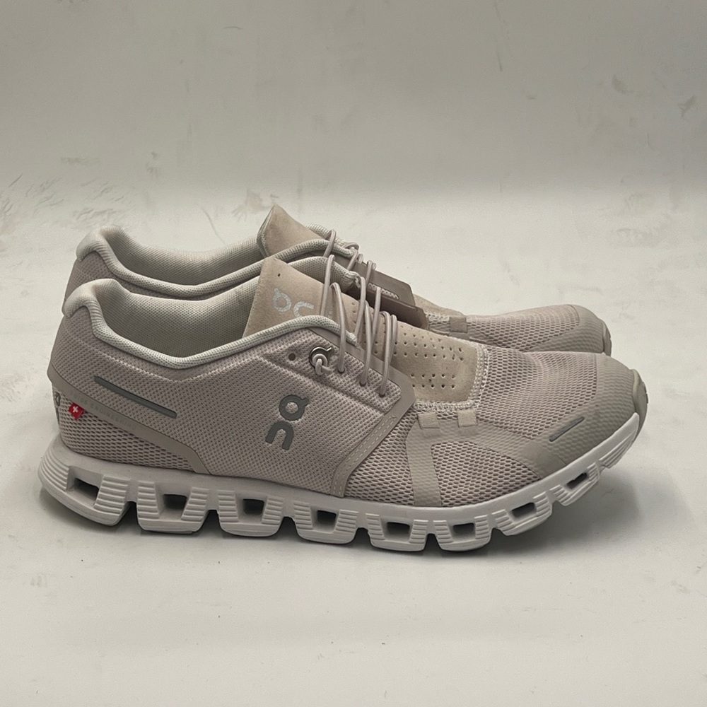 On Running Woman’s Beige Running Shoes